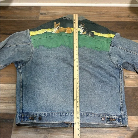 Vintage Denim Jean Jacket with One of a Kind Corgi Mural Masterpiece! - Picture 11 of 11